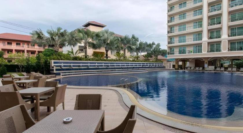 Lk Celestite Hotel Pattaya Exterior photo